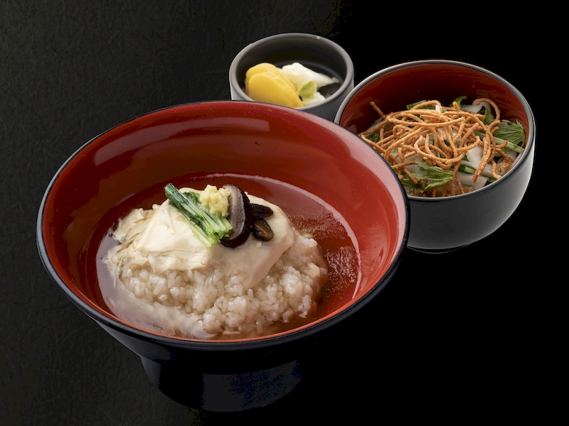Kyoto's tofu skin Bowl (with mini soba)